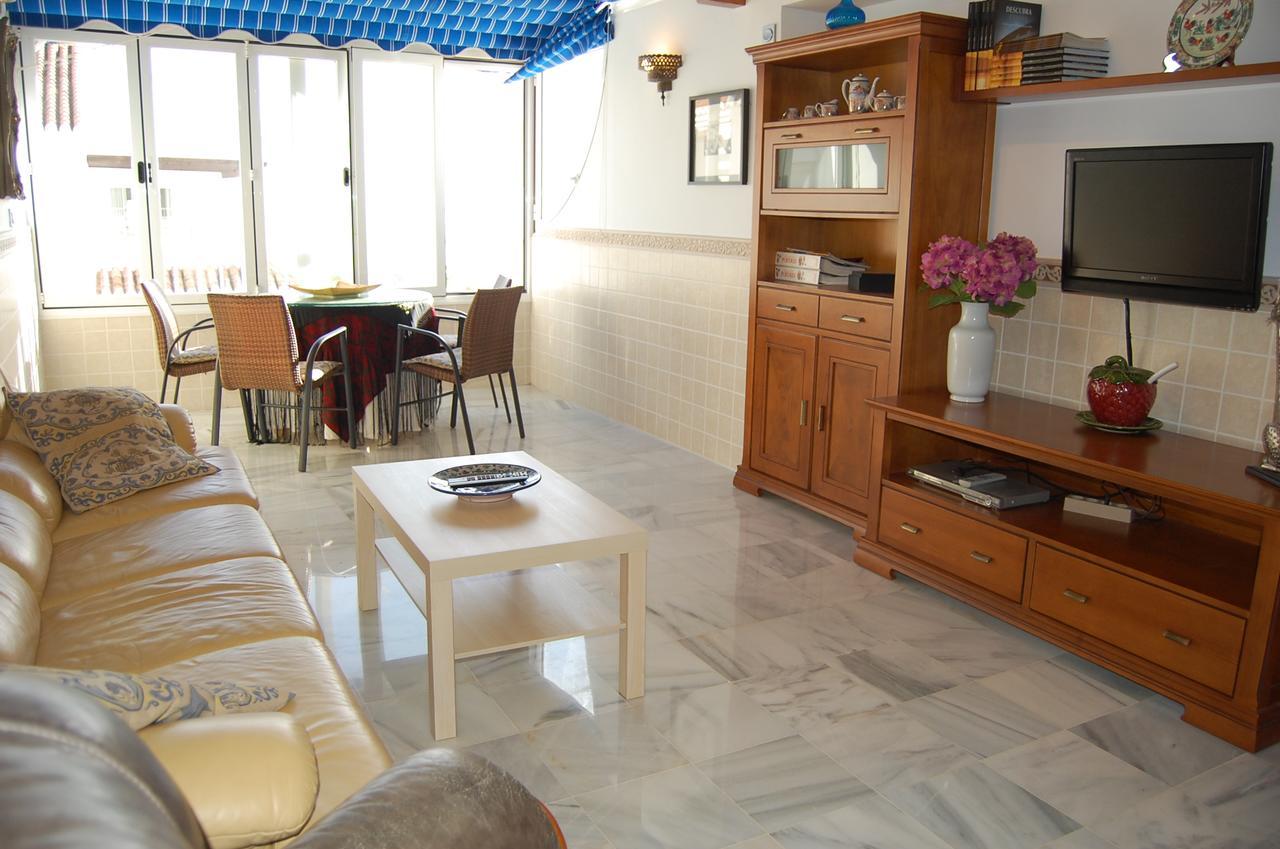 Apartment Fuentes De Nerja Exterior photo