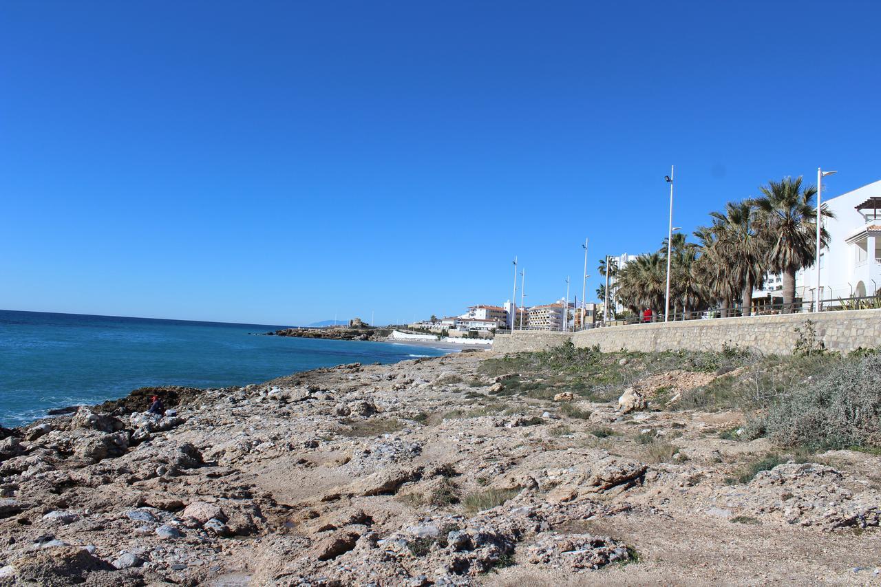 Apartment Fuentes De Nerja Exterior photo